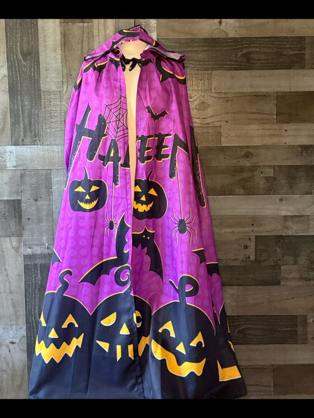 Novelty Happy Halloween purple cape OS spooky bats Jack O'Lantern costume party